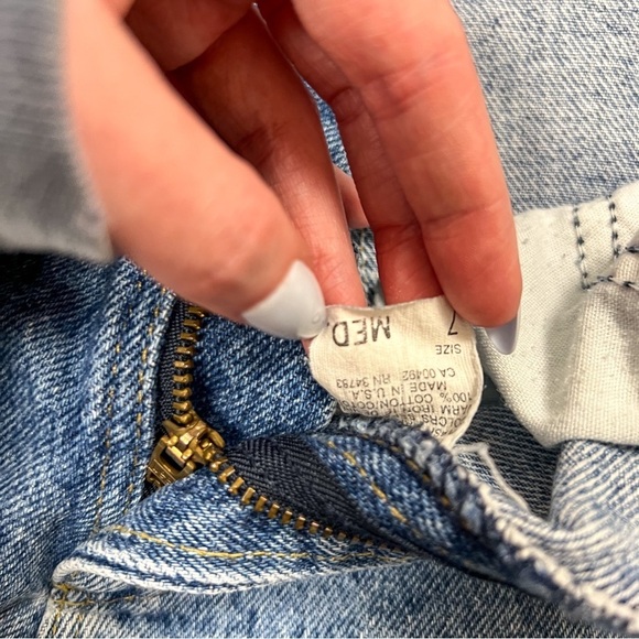 Vintage 90’s High Rise Lee Jeans - Picture 6 of 8